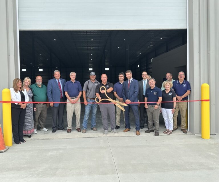Local Officials Cut Ribbon On Galion Spec Building