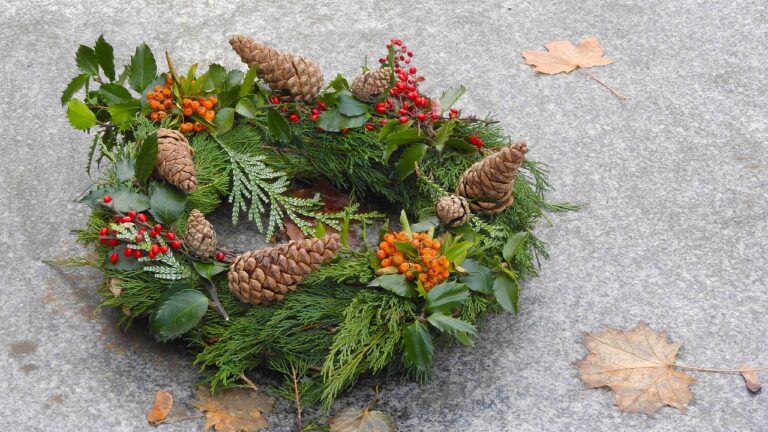 December Unveils Winter Wonders At Lowe-Volk