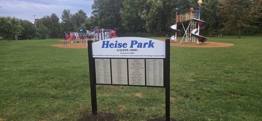 A New Sign Appears In Heise Park